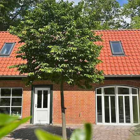 Land-Zeit, wohlfühlen im stilvollem Studio mit Sauna&großen Garten Apartamento *