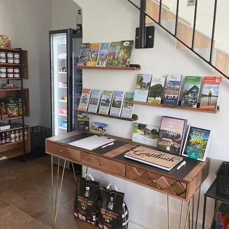 Apartamento Land-Zeit, wohlfühlen im stilvollem Studio mit Sauna&großen Garten *